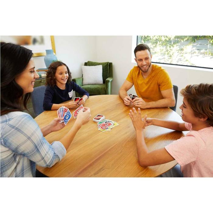 UNO Classic card game 33764